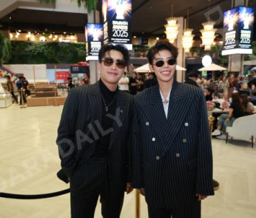 งาน SIAMRATH AWARDS 2025พบกับ “กลัฟ คณาวุฒิ, นุ๊ก ธนดล – ป๊ายปาย โอริโอ้