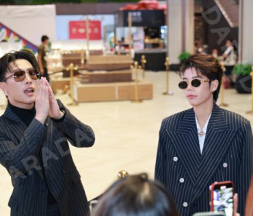 งาน SIAMRATH AWARDS 2025พบกับ “กลัฟ คณาวุฒิ, นุ๊ก ธนดล – ป๊ายปาย โอริโอ้