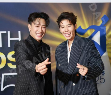 งาน SIAMRATH AWARDS 2025พบกับ “กลัฟ คณาวุฒิ, นุ๊ก ธนดล – ป๊ายปาย โอริโอ้