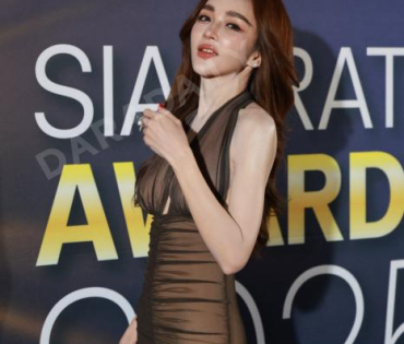 งาน SIAMRATH AWARDS 2025พบกับ “กลัฟ คณาวุฒิ, นุ๊ก ธนดล – ป๊ายปาย โอริโอ้