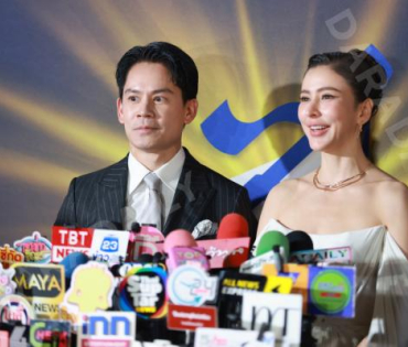 งาน SIAMRATH AWARDS 2025พบกับ “กลัฟ คณาวุฒิ, นุ๊ก ธนดล – ป๊ายปาย โอริโอ้