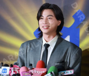 งาน SIAMRATH AWARDS 2025พบกับ “กลัฟ คณาวุฒิ, นุ๊ก ธนดล – ป๊ายปาย โอริโอ้