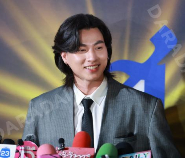 งาน SIAMRATH AWARDS 2025พบกับ “กลัฟ คณาวุฒิ, นุ๊ก ธนดล – ป๊ายปาย โอริโอ้