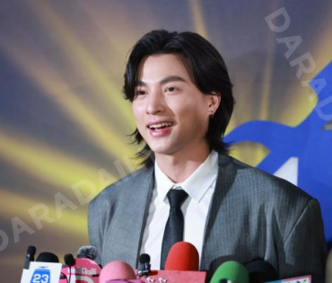 งาน SIAMRATH AWARDS 2025พบกับ “กลัฟ คณาวุฒิ, นุ๊ก ธนดล – ป๊ายปาย โอริโอ้