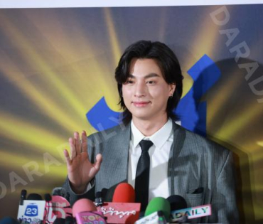 งาน SIAMRATH AWARDS 2025พบกับ “กลัฟ คณาวุฒิ, นุ๊ก ธนดล – ป๊ายปาย โอริโอ้