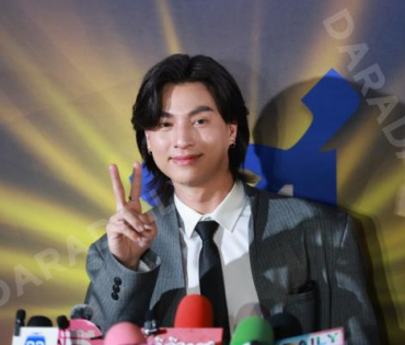 งาน SIAMRATH AWARDS 2025พบกับ “กลัฟ คณาวุฒิ, นุ๊ก ธนดล – ป๊ายปาย โอริโอ้