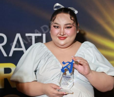 งาน SIAMRATH AWARDS 2025พบกับ “กลัฟ คณาวุฒิ, นุ๊ก ธนดล – ป๊ายปาย โอริโอ้