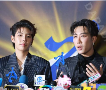 งาน SIAMRATH AWARDS 2025พบกับ “กลัฟ คณาวุฒิ, นุ๊ก ธนดล – ป๊ายปาย โอริโอ้