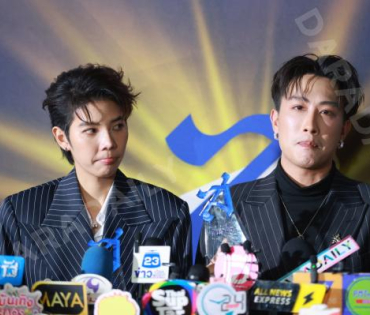 งาน SIAMRATH AWARDS 2025พบกับ “กลัฟ คณาวุฒิ, นุ๊ก ธนดล – ป๊ายปาย โอริโอ้