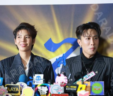 งาน SIAMRATH AWARDS 2025พบกับ “กลัฟ คณาวุฒิ, นุ๊ก ธนดล – ป๊ายปาย โอริโอ้