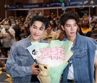 “แฟนมีตครบรอบ 5 ปี นุ๊กปาย” ในคอนเสิร์ต "รักนะต้าววาฬ Ocean Of Love"