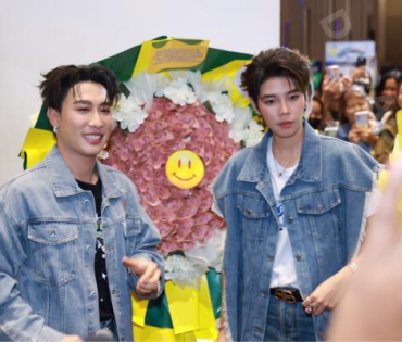“แฟนมีตครบรอบ 5 ปี นุ๊กปาย” ในคอนเสิร์ต "รักนะต้าววาฬ Ocean Of Love"