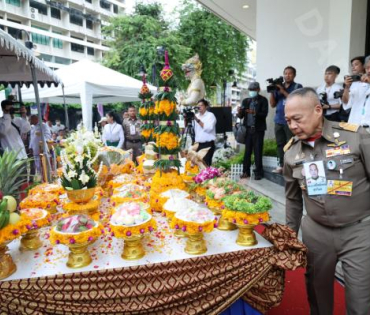 งาน "ครบรอบ 92 ปี โรงมหรสพหลวงศาลาเฉลิมกรุง"