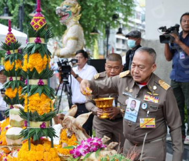 งาน "ครบรอบ 92 ปี โรงมหรสพหลวงศาลาเฉลิมกรุง"