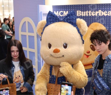  MCM x ButterBear พบ "น้องเนย (ButterBear), เบ็คกี้-รีเบคก้า,แจ็คกี้-จักริน"