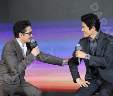 งาน "The King Seiko" พบ อนันดา เอเวอร์ริ่งแฮม 
