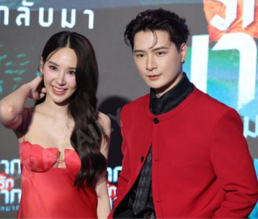 งานรอบปฐมทัศน์ ภาพยนตร์ "นากรักมาก ม๊ากมาก" นำทีมโดย 3 ตลกตัวพ่อ หม่ำ, เท่ง, โหน่ง
