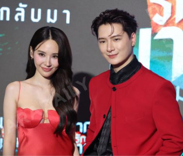 งานรอบปฐมทัศน์ ภาพยนตร์ "นากรักมาก ม๊ากมาก" นำทีมโดย 3 ตลกตัวพ่อ หม่ำ, เท่ง, โหน่ง