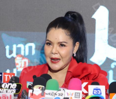 งานรอบปฐมทัศน์ ภาพยนตร์ "นากรักมาก ม๊ากมาก" นำทีมโดย 3 ตลกตัวพ่อ หม่ำ, เท่ง, โหน่ง