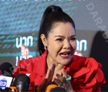 งานรอบปฐมทัศน์ ภาพยนตร์ "นากรักมาก ม๊ากมาก" นำทีมโดย 3 ตลกตัวพ่อ หม่ำ, เท่ง, โหน่ง