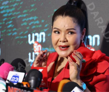 งานรอบปฐมทัศน์ ภาพยนตร์ "นากรักมาก ม๊ากมาก" นำทีมโดย 3 ตลกตัวพ่อ หม่ำ, เท่ง, โหน่ง