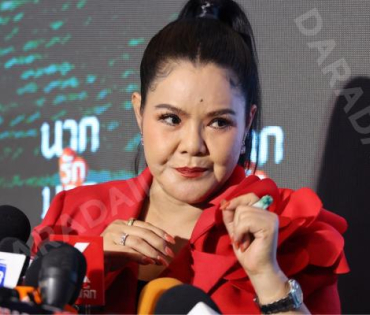 งานรอบปฐมทัศน์ ภาพยนตร์ "นากรักมาก ม๊ากมาก" นำทีมโดย 3 ตลกตัวพ่อ หม่ำ, เท่ง, โหน่ง