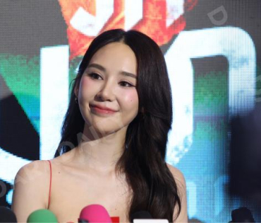 งานรอบปฐมทัศน์ ภาพยนตร์ "นากรักมาก ม๊ากมาก" นำทีมโดย 3 ตลกตัวพ่อ หม่ำ, เท่ง, โหน่ง