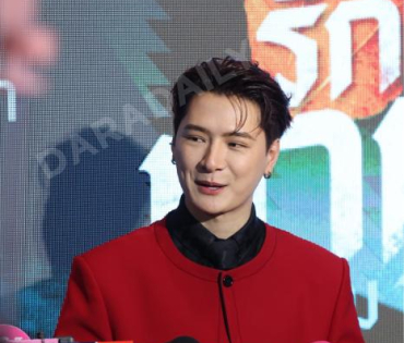 งานรอบปฐมทัศน์ ภาพยนตร์ "นากรักมาก ม๊ากมาก" นำทีมโดย 3 ตลกตัวพ่อ หม่ำ, เท่ง, โหน่ง