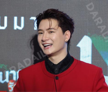 งานรอบปฐมทัศน์ ภาพยนตร์ "นากรักมาก ม๊ากมาก" นำทีมโดย 3 ตลกตัวพ่อ หม่ำ, เท่ง, โหน่ง