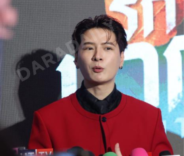 งานรอบปฐมทัศน์ ภาพยนตร์ "นากรักมาก ม๊ากมาก" นำทีมโดย 3 ตลกตัวพ่อ หม่ำ, เท่ง, โหน่ง