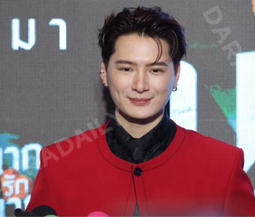 งานรอบปฐมทัศน์ ภาพยนตร์ "นากรักมาก ม๊ากมาก" นำทีมโดย 3 ตลกตัวพ่อ หม่ำ, เท่ง, โหน่ง