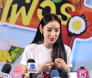 งานมหกรรมความอร่อย "เจ้าแซ่บเฟ้อร์"ครั้งที่ 4 พบ กองทัพ พีค - พีพี ปุญญ์ปรีดี