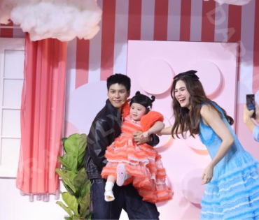 งาน“ซัมซุงกาแลคซี่ เปิดตี้หมูกระทะ”