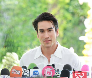 งานบวงสรวงภาพยนตร์รักแห่งปี "50 First Dates" นำแสดงโดย "ณเดชน์ คูกิมิยะ, มินนี่-ณิชา" 