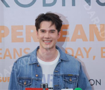 งาน "ROBINSON SUPER JEANS WEEK"