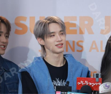 งาน "ROBINSON SUPER JEANS WEEK"