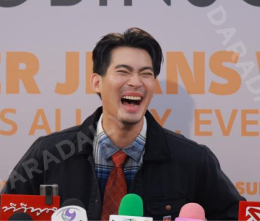 งาน "ROBINSON SUPER JEANS WEEK"