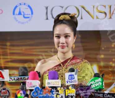 งาน ICONSIAM THAICONIC LOY KRATHONG 2025