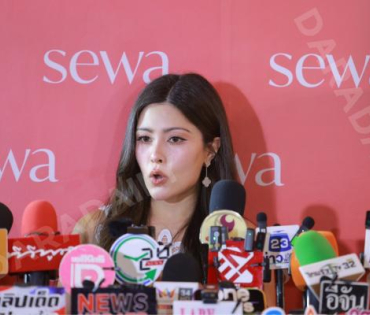 งาน “Sewa Glow Reborn” พบ เจนเย่ เมธิกา 