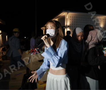 ภาพบรรยากาศรับบริจาคช่วยน้ำท่วม เจนนี่ ได้หมดถ้าสดชื่น