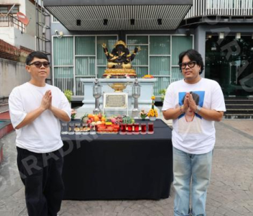 สักการะองค์พระพิฆเนศ เนื่องในโอกาสครบรอบ ดาราเดลี่ ก้าวสู่ปีที่ 22