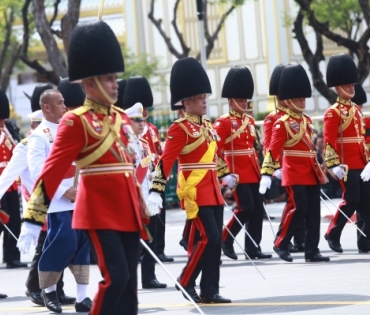 ขบวนพระบรมราชอิสริยยศ พระราชพิธีถวายพระเพลิงพระบรมศพ พระบาทสมเด็จพระปรมินทรมหาภูมิพลอดุลยเดช บรมนาถบพิตร