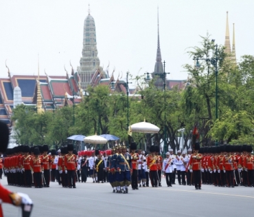 ขบวนพระบรมราชอิสริยยศ พระราชพิธีถวายพระเพลิงพระบรมศพ พระบาทสมเด็จพระปรมินทรมหาภูมิพลอดุลยเดช บรมนาถบพิตร