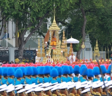 ขบวนพระบรมราชอิสริยยศ พระราชพิธีถวายพระเพลิงพระบรมศพ พระบาทสมเด็จพระปรมินทรมหาภูมิพลอดุลยเดช บรมนาถบพิตร