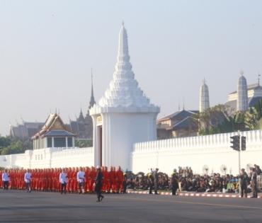 ประมวลภาพรุ่งเช้า 26 ตุลาคม 60 ณ ท้องสนามหลวง