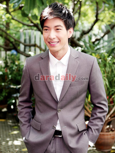 "โตโน่"ย้ำไม่หยิ่งเลิฟกับการให้ข่าว