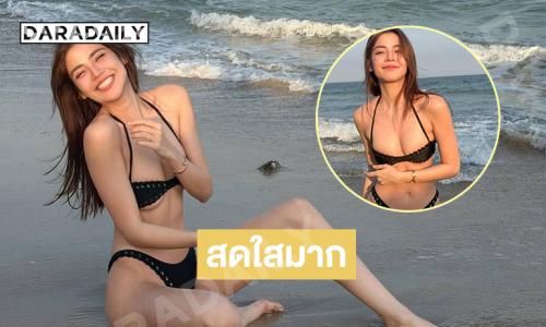 เบาได้เบา ..ดาราดังเสิร์ฟความสดใสริมทะเลรับปีใหม่