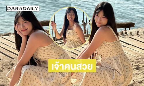 “น้ำมนต์ BNK48” เสิร์ฟภาพหวานเดรสสวยๆละมุนริมทะเล ทำใจบางไปเลย