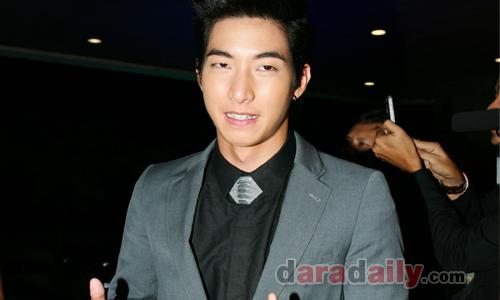 "โตโน่" ลั่น!! ไม่เคยควงสาวเล่นสงกรานต์