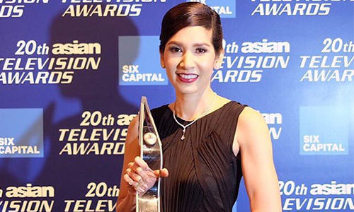 "นุสบา" คว้ารางวัลสมทบหญิง "Asian Television Awards 2015" (มีคลิป)